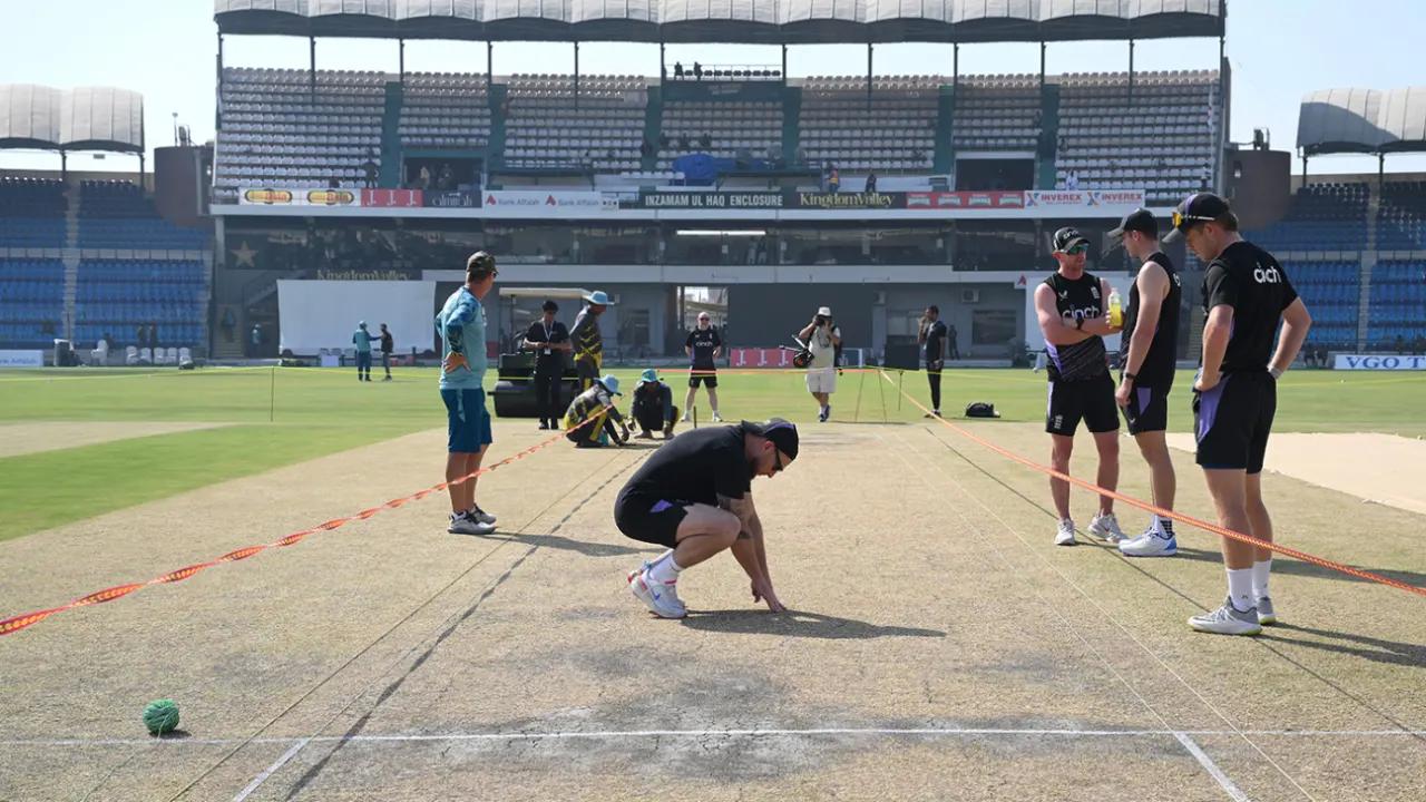 Pakistan wins toss and chooses to bat on regenerated Multan pitch