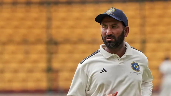 Cheteshwar Pujara Analyzes India's Bowling Strategy and Reveals Spinner Choice for Adelaide Test